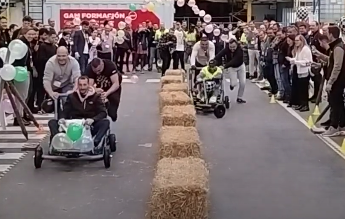 Construccion de coches team building en