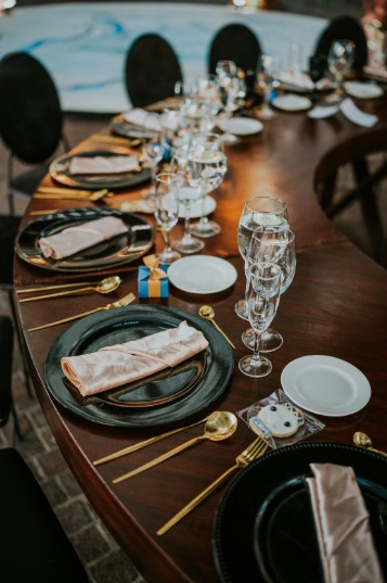 cena navidad para empresas en en madrid, barcelona, valaldolid, zaragoza, valencia, malaga sevilla, valencia, almeria, santiago, bilbao, alicante